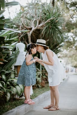 Seaside Togetherness thumbnail 1